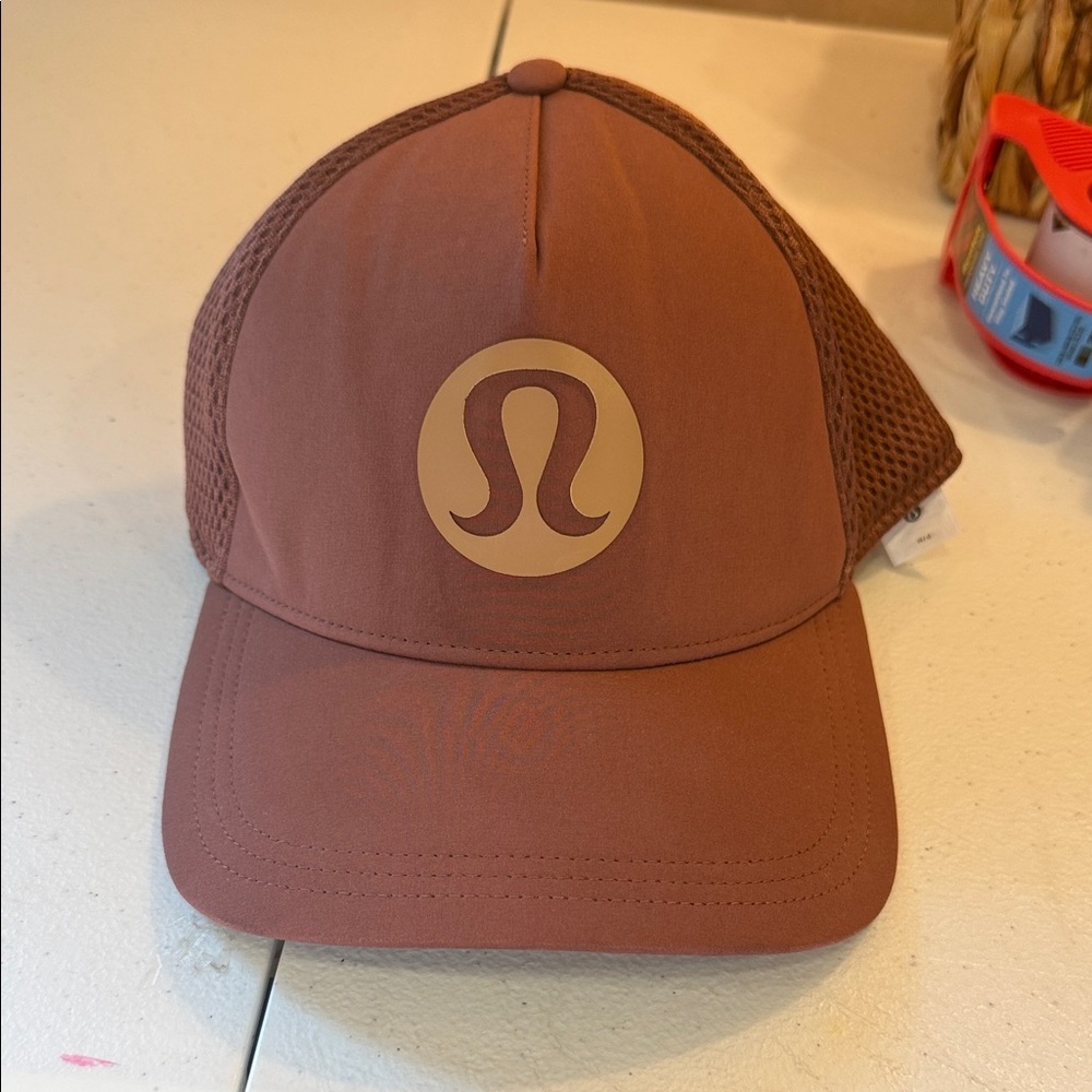 Lululemon Mauve Brown Cap